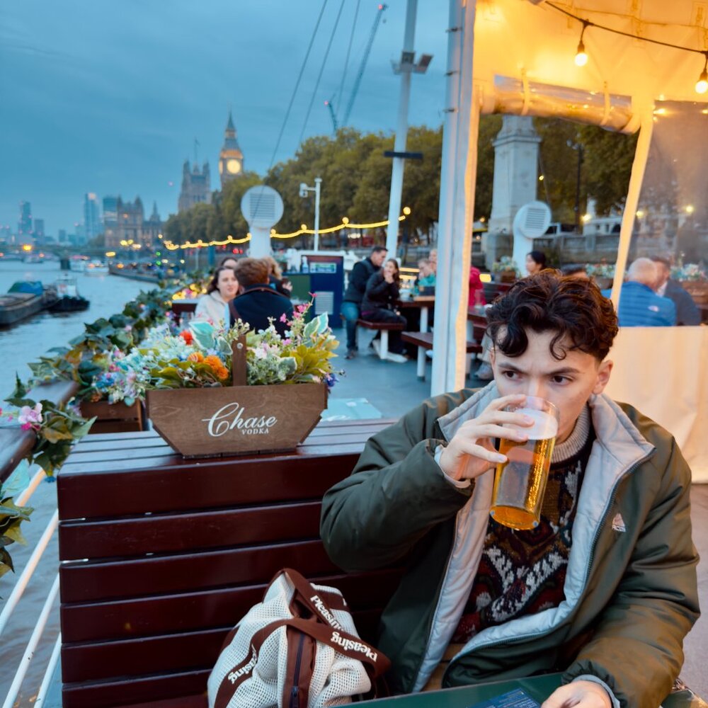 Meet your Posher, Joshua